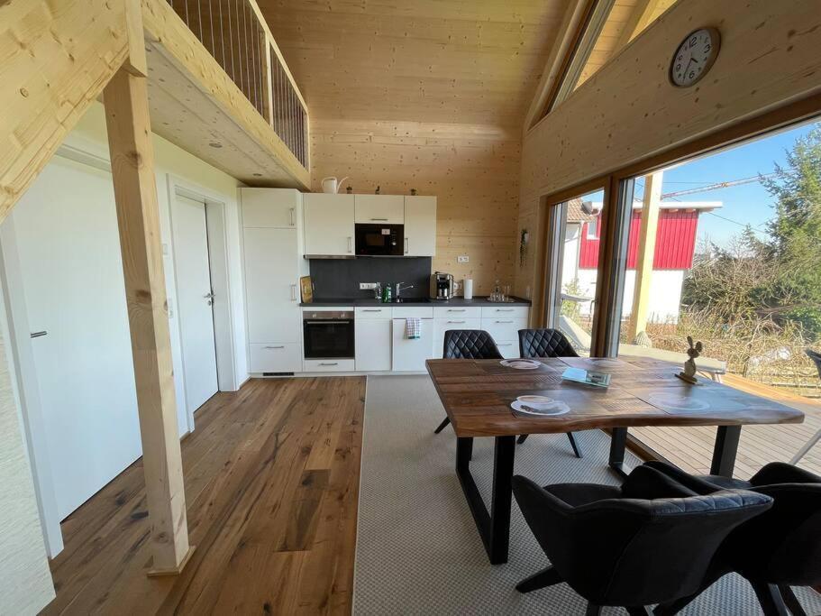 Zweistoeckiges Natur-Holzhaus Mit Berg- & Seesicht Horgenzell Εξωτερικό φωτογραφία
